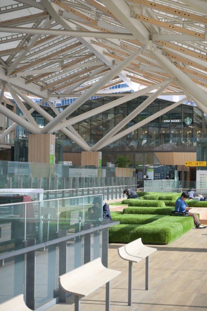 スターバックス Starbucks 高輪ゲートウェイ 写真 無料 フリーダウンロード 東京 Takanawa Gateway Photo Free Download