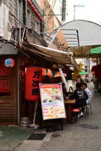 せんべろ街が好きで沖縄に旅行する人も居る 国際通りから中央通りの奥へ行けば
