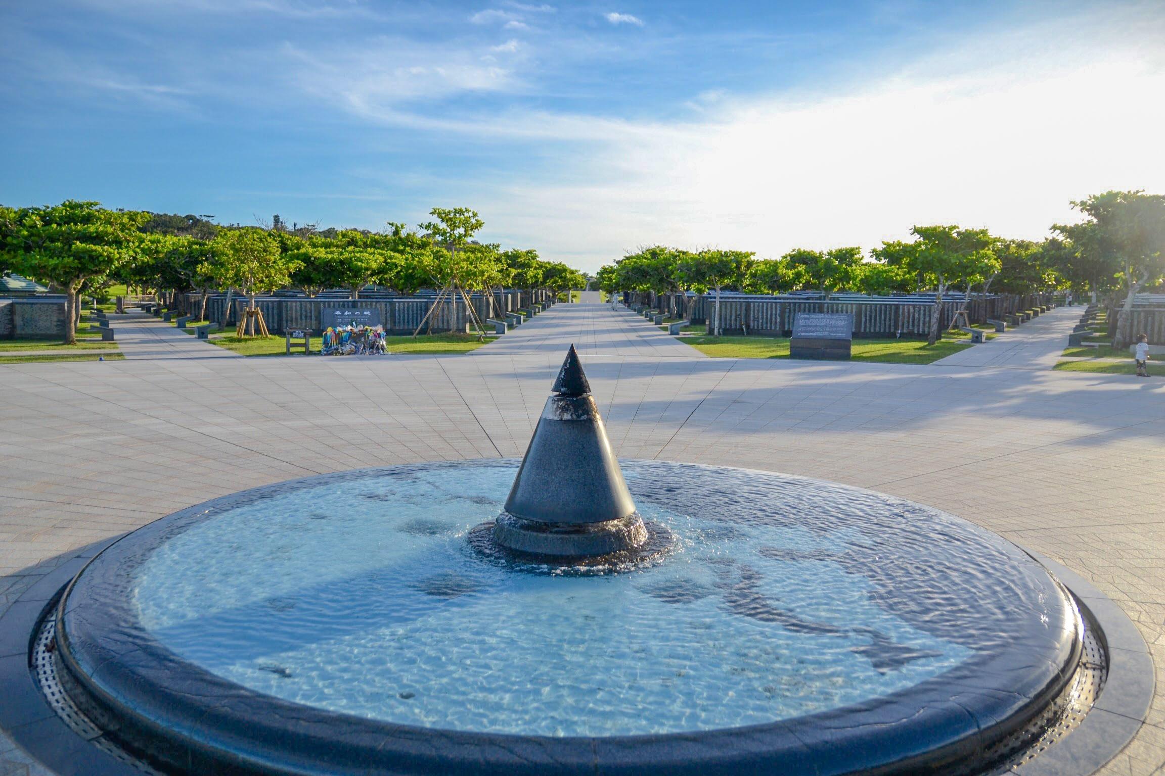 戦争の記憶を未来へつなぐ沖縄平和記念公園、訪れることで平和の尊さを改めて感じることができます