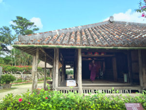 沖縄舞踊　琉球の歴史と文化を体験！伝統の村へようこそ