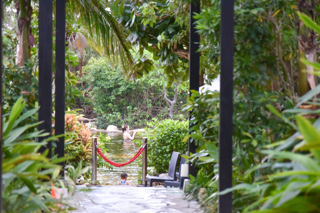沖縄県 宮古島 シギラ黄金温泉 Shigira Golden Hot Springs