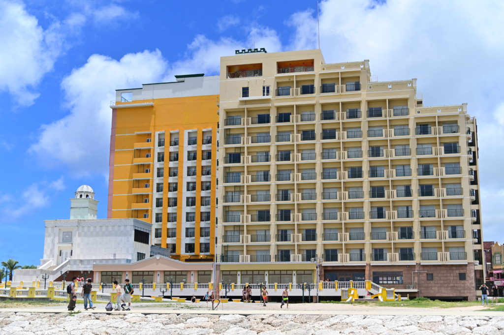 ベッセルホテルカンパーナ沖縄 Vessel Hotel Campana Okinawa 沖縄中部