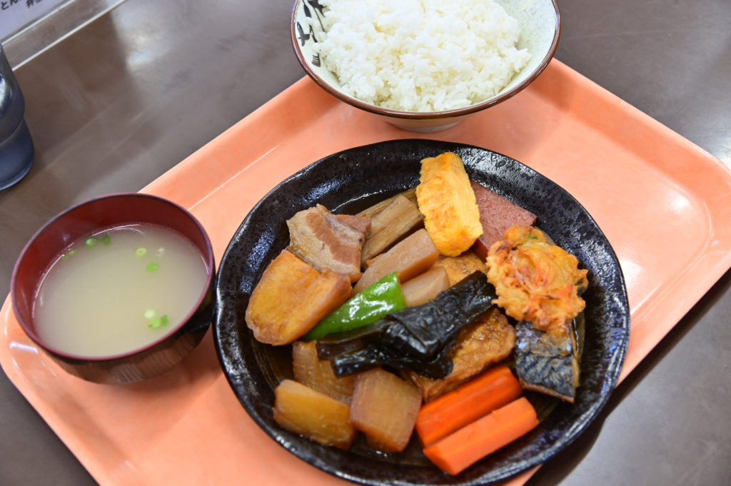 みどりや食堂 Midoriya Syokudou 沖縄中部