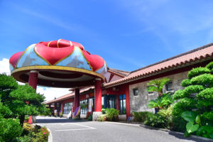 御菓子御殿 読谷本店 Okashigoten Yomitan Shop 沖縄中部