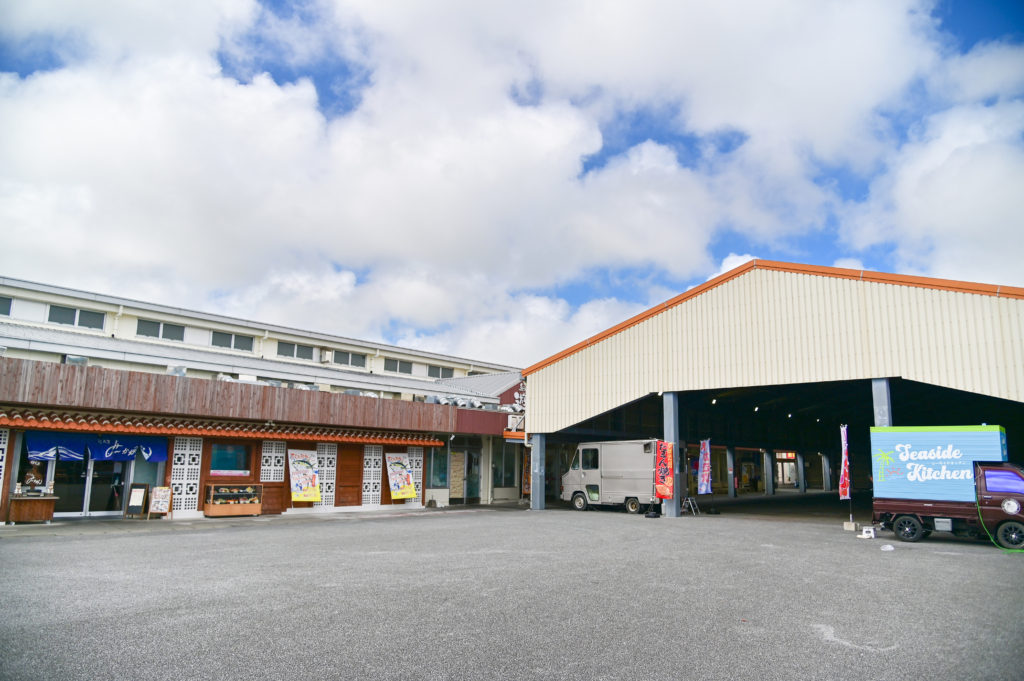 ファーマーズマーケットいとまん うまんちゅ市場 Farmers Market Itoman Umanchu Market 沖縄南部