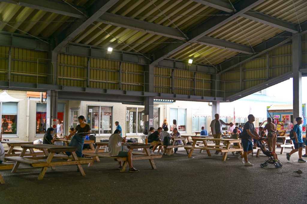 ファーマーズマーケットいとまん うまんちゅ市場 Farmers Market Itoman Umanchu Market 沖縄南部