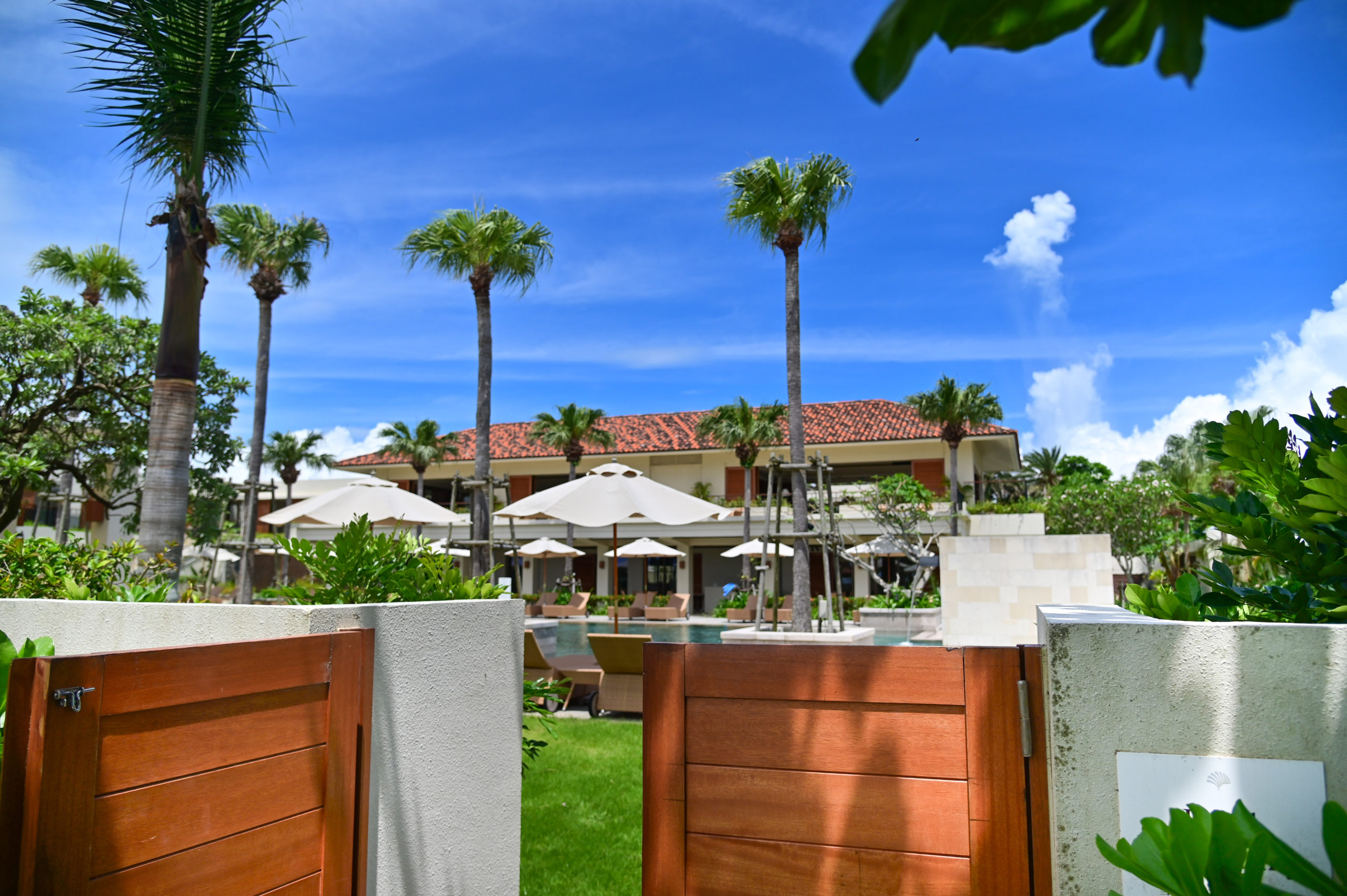 ジ・ウザテラス ビーチクラブヴィラズ The Uza Terrace Beach Club Villas 沖縄中部