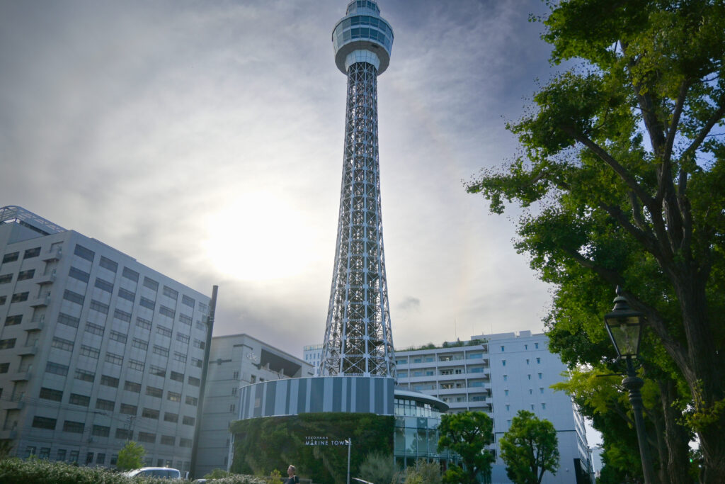 横浜マリンタワー Marine Tower Yokohama