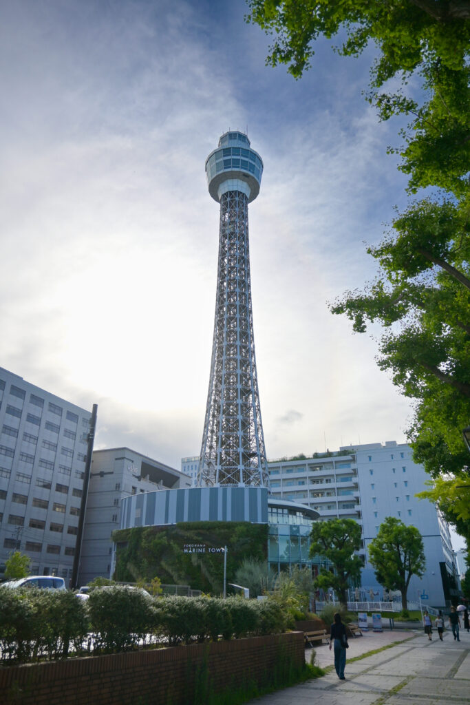 横浜マリンタワー Marine Tower Yokohama