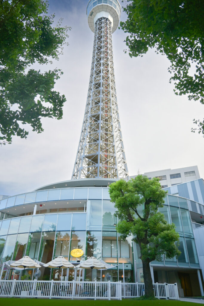横浜マリンタワー Marine Tower Yokohama