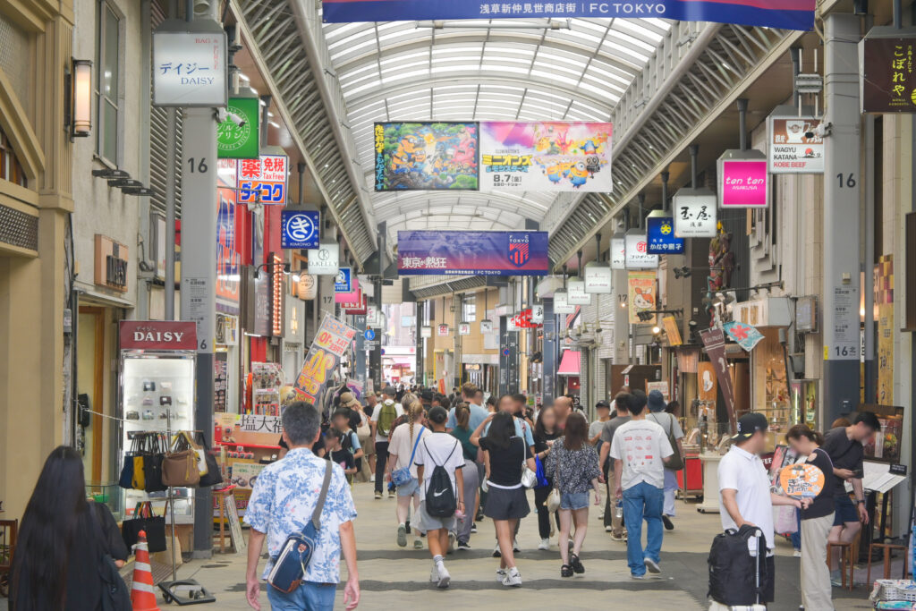 浅草新仲見世通り Asakusa Shin-Nakamise Street