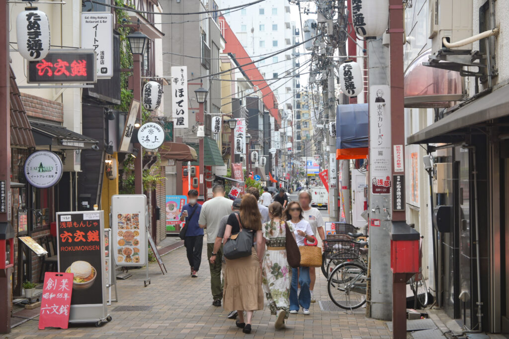 浅草たぬき通り Asakusa Tanuki Street